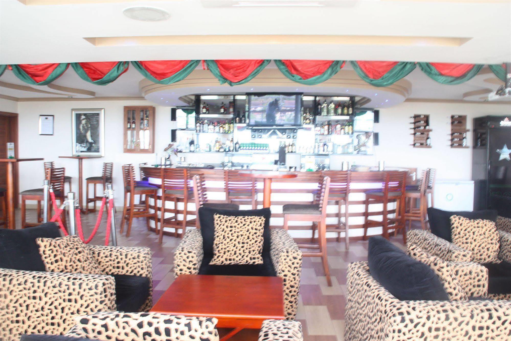 Regency Park Hotel Dar es Salaam Exterior photo